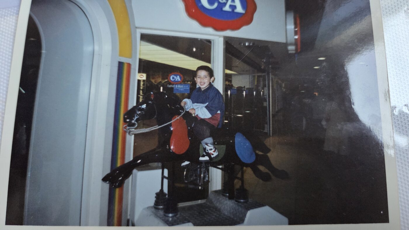 Mustafa on horse ride at C&A